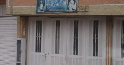 PELUQUERIA´S J & F PELUQUERIA´S J & F